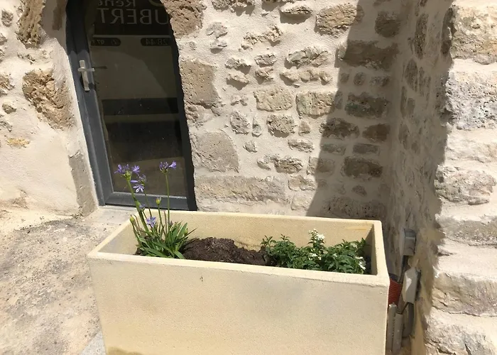 Parenthese Aux Portes D Uzes *