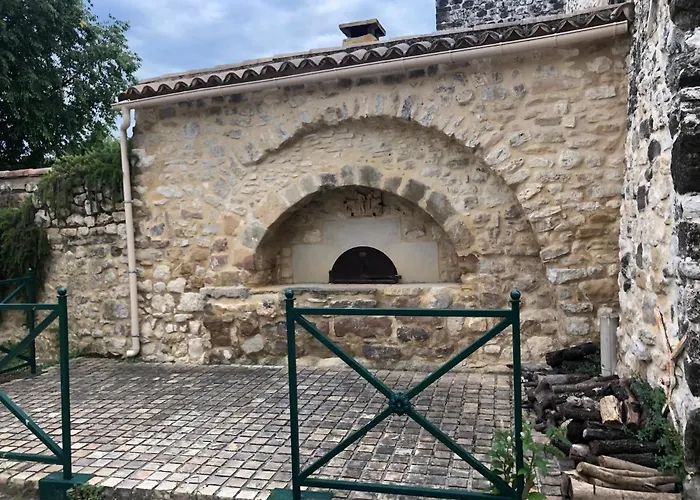 Parenthese Aux Portes D Uzes *