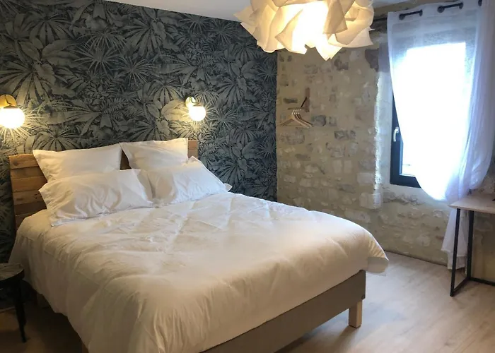 Parenthese Aux Portes D Uzes